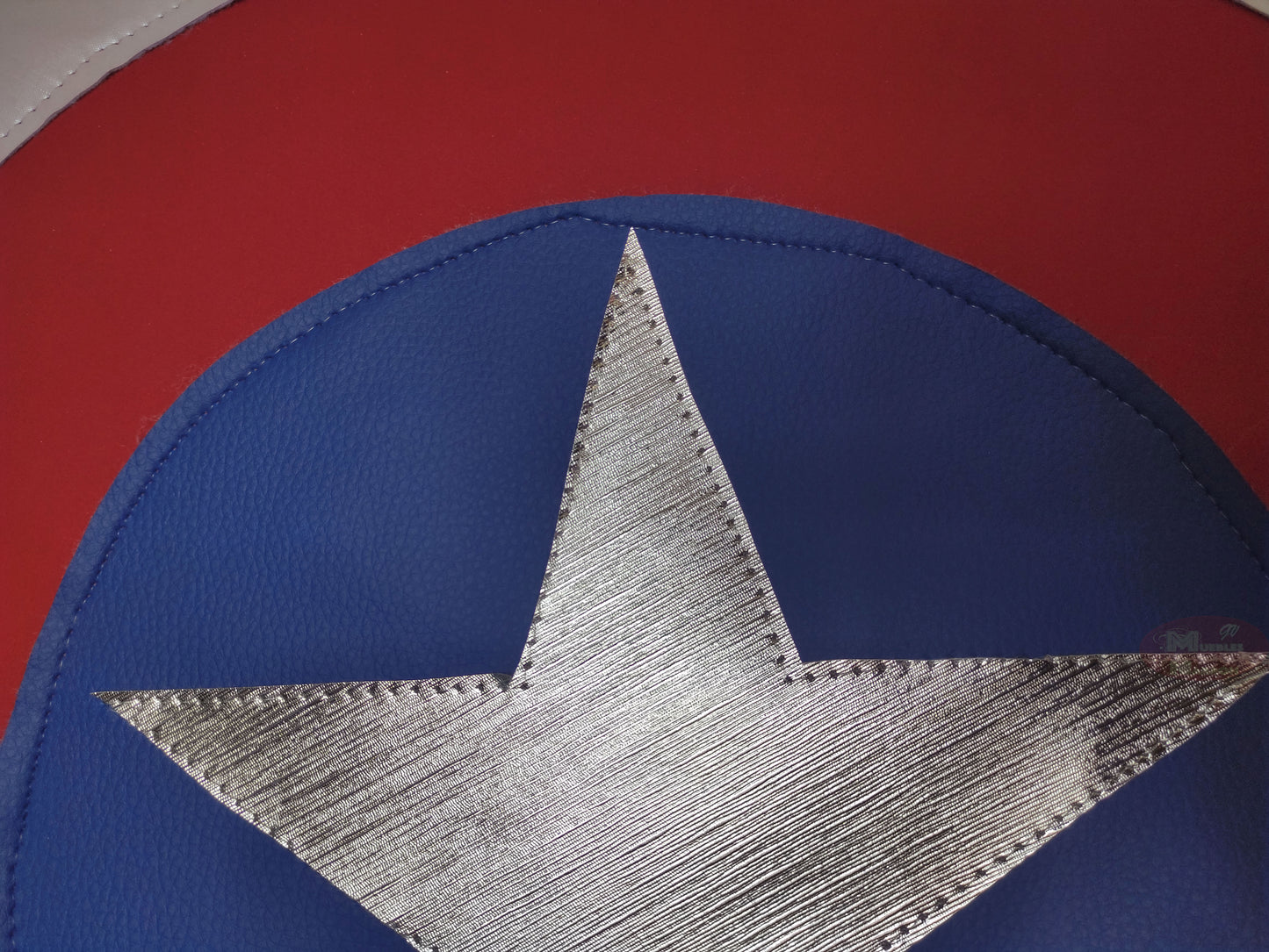 Sillón Infantil Puff Diseño Escudo Capitán America | Muebles Marrón